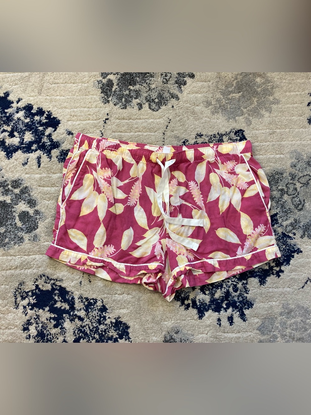 stars above Pink Floral Print Lounge Shorts